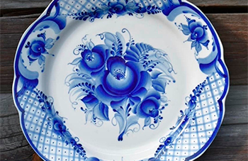 Купить декоративные тарелки Гжель онлайн | Гжельская мануфактура